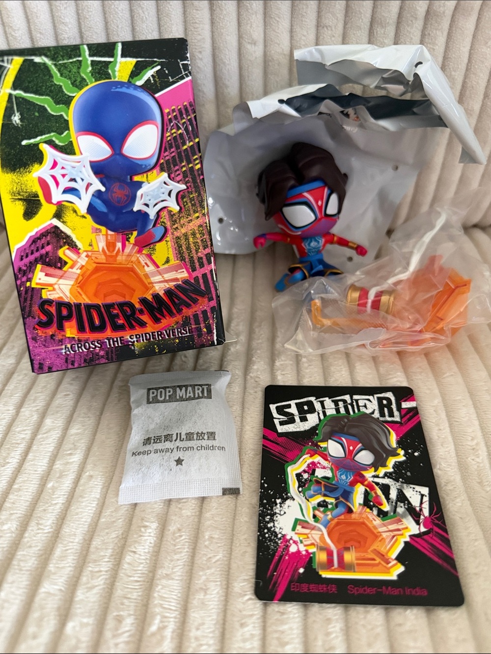 SPIDER- MAN INDIA- Across the Spider-Verse figure - Red & Blue. New. Verified.